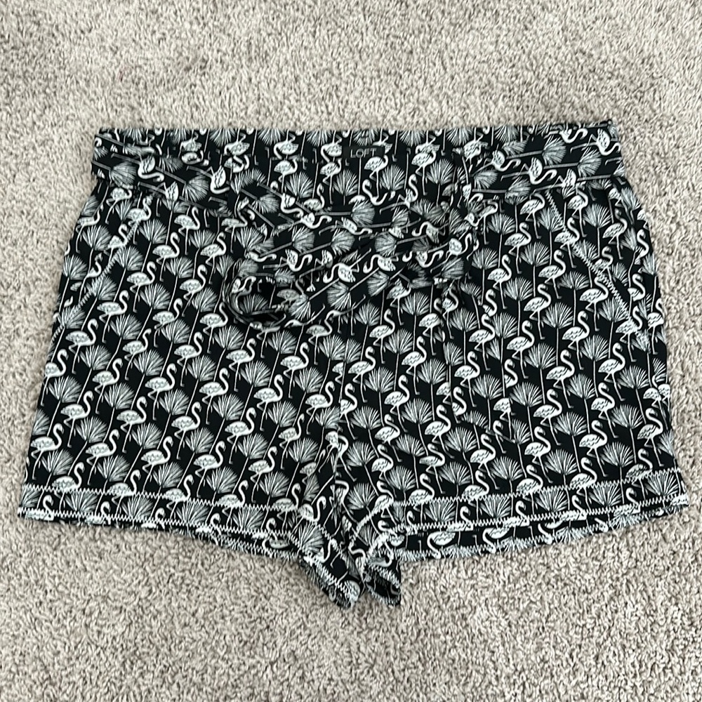 NWT Loft Elastic Waist Shorts With Tie Belt Sz L